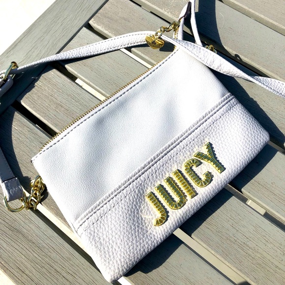 Side Juicy Couture Purse cute for traveling since it’s small. Great condition - Picture 1 of 2
